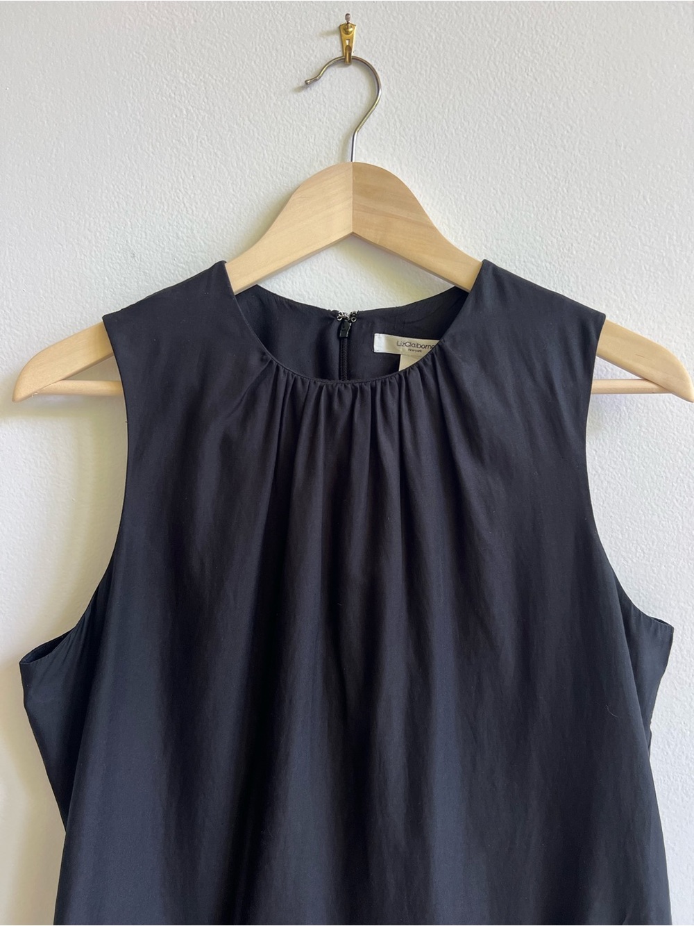 Liz Claiborne Black Silk Blend Sleeveless Shift Dress Minimalist Office Size 12 - Picture 2 of 13